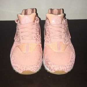 Nike Air Huarache sneakers